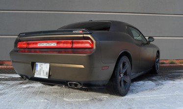 Центральний дифузор заднього бампера Dodge Challenger MK3 SRT8 Coupe фото