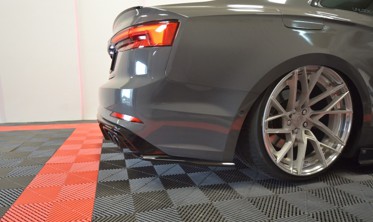 Боковые диффузоры заднего бампера Audi S5 F5 Coupe фото