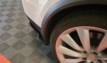Тюнінгові накладки на задній бампер Tesla Model X фото