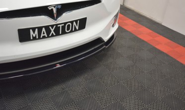 Передняя накладка бампера Tesla Model X вар. 1 фото