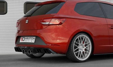 Центральний дифузор заднього бампера Seat Leon MK3 версія Cupra рестайл вер.2 фото