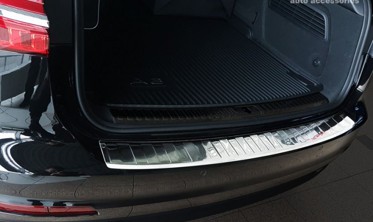 Захисна накладка заднього бампера Audi A6 C8 (Kombi) полірована фото