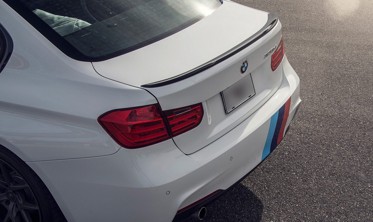 Спойлер багажника BMW F30 стиль M3 черный фото