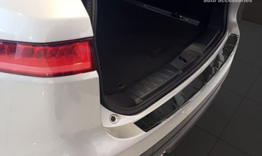 защитная накладка на бампер Jaguar F-Pace Carbon  фото