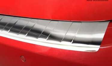 захисна накладка на бампер із загином Kia Cee&d III сталь фото