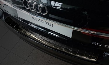 захисна накладка на задній бампер Audi A6 C8 Avant (Kombi) чорна фото