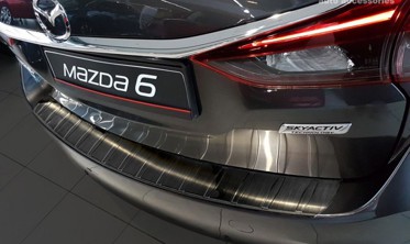 захисна накладка на бампер із загином Mazda 6 Kombi Stal чорна фото