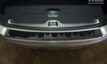 захисна накладка на бампер Volvo XC60 Carbon фото