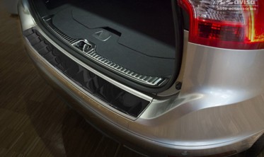 захисна накладка на бампер Volvo XC60 Carbon фото