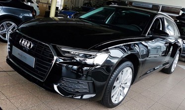 Защитная накладка на бампер AUDI A6 C8 (Kombi) Carbon фото