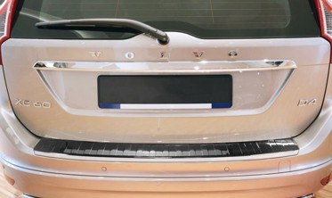 захисна накладка на бампер Volvo XC60 Carbon фото