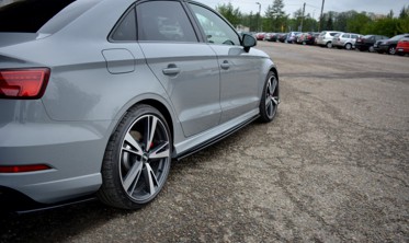 Боковые диффузоры порогов Audi RS3 8V седан рестайл фото