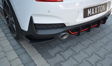 Центральний та бічні дифузори заднього бампера Hyundai I30 Mk3 N фото