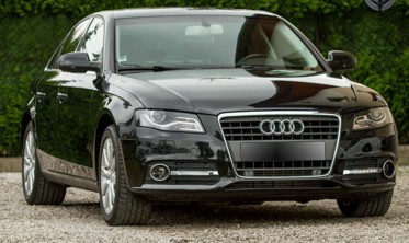 рамки противотуманок с LED огнями Audi A4 B8 фото
