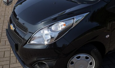 рамки передніх фар Chevrolet Spark фото
