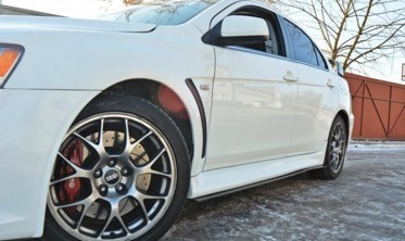 Бічні дифузори порогів Racing Mitsubishi Lancer Evo X фото