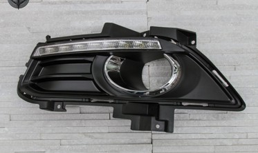 ДНЕВНЫЕ ХОДОВЫЕ ОГНИ (DRL) FORD MONDEO  фото