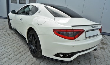 Бічні накладки на задній бампер Maserati Granturismo фото