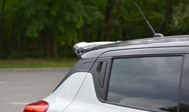 Накладка на спойлер багажника Suzuki Swift 6 Sport фото