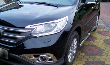 хром накладки противотуманок передних Honda CR-V (бензин) фото