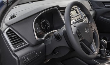 рамка на щиток приборов Hyundai Tucson фото