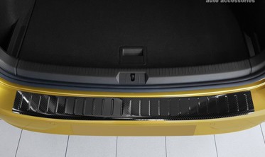 защитная накладка на бампер Volkswagen Golf VII Hatchback (Carbon) фото