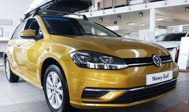 защитная накладка на бампер Volkswagen Golf VII Hatchback (Carbon) фото