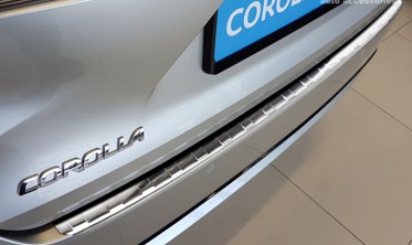 защитная накладка на бампер Toyota Corolla XII Kombi (Stal) фото