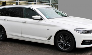 защитная накладка на бампер BMW 5 G31 Touring Carbon Fiber фото
