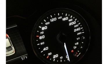 Шкали-замінники з миль на кілометри Audi S3 (8V) фото