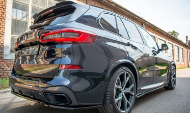 Боковые диффузоры под пороги BMW X5 G05 M-pack фото