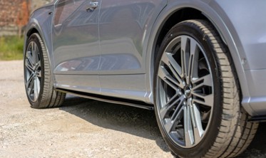 Боковые листвы под пороги Audi SQ5 / Q5 S-line Mk2 фото