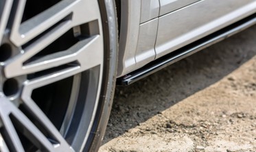 Боковые листвы под пороги Audi SQ5 / Q5 S-line Mk2 фото