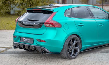 Бічні накладки на задній бампер Volvo V40 R-design фото