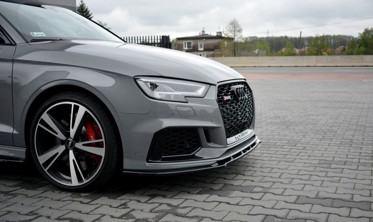 Дифузор переднього бампера Audi RS3 8V Sedan рестайл вер.1 фото