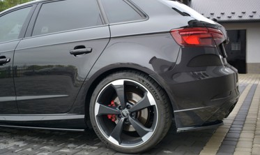 Боковые диффузоры заднего бампера Audi RS3 8V Facelift Sportback фото