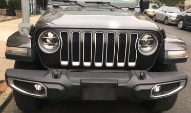 накладки на решітку радіатора для Jeep Wrangler JL фото