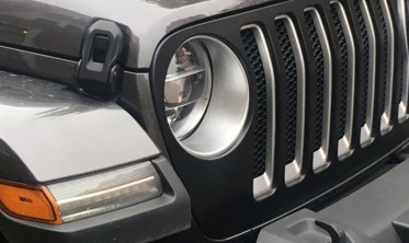 накладки на решетку радиатора для Jeep Wrangler JL фото