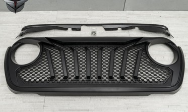 Тюнинговая решетка радиатора Jeep Wrangler JL INFERNO фото