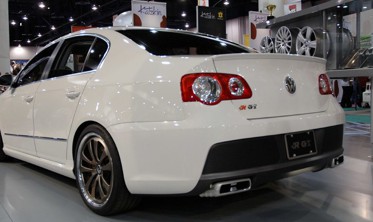 Спойлер багажника VW Passat B6 3C в стиле R-GT фото