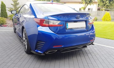 Центральна тюнінг накладка заднього бампера Lexus RC фото