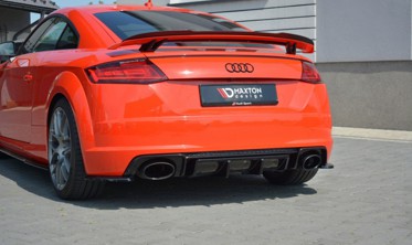 Центральный тюнинг диффузор под задний бампер Audi TT RS 8S фото