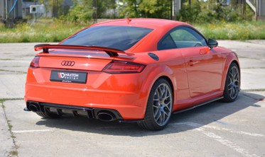 Бічні тюнінгові накладки заднього бампера Audi TT RS 8S фото