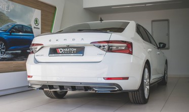 Центральний дифузор заднього бампера Skoda Superb Mk3 FL фото