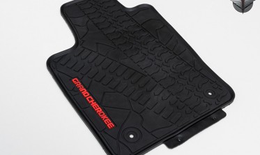 Килимки в салон Jeep Grand Cherokee WK2 фото