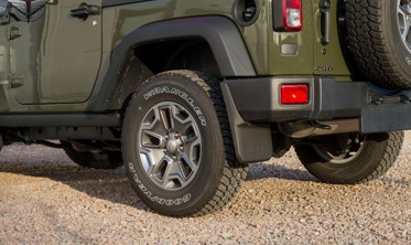 комплект бризковиків для Jeep Wrangler фото