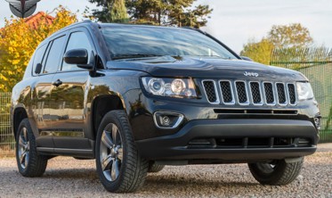 бампер передній Jeep Compass фото