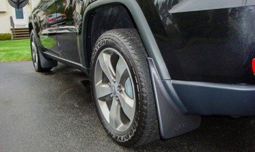 комплект бризковиків для Jeep Grand Cherokee WK2 фото