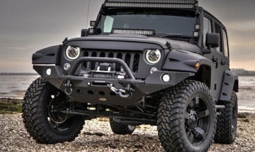 тюнінговий замок у решітку радіатора для Jeep Wrangler JK фото