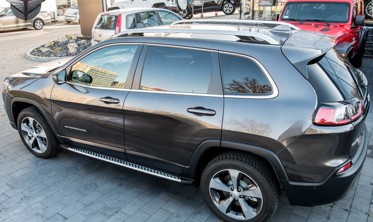 пороги (підніжки бокові) Jeep Cherokee KL фото